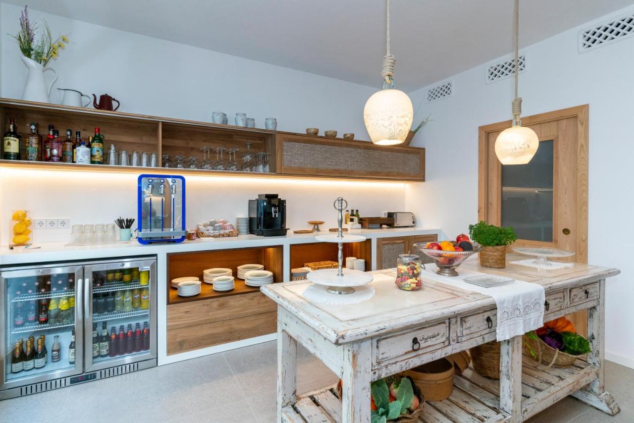 Hotel S'Antiga Adults Only Es Mercadal Exterior photo