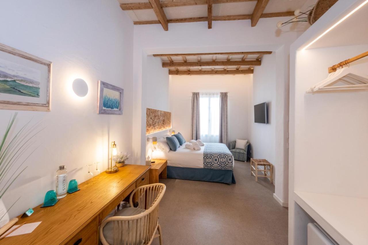 Hotel S'Antiga Adults Only Es Mercadal Exterior photo