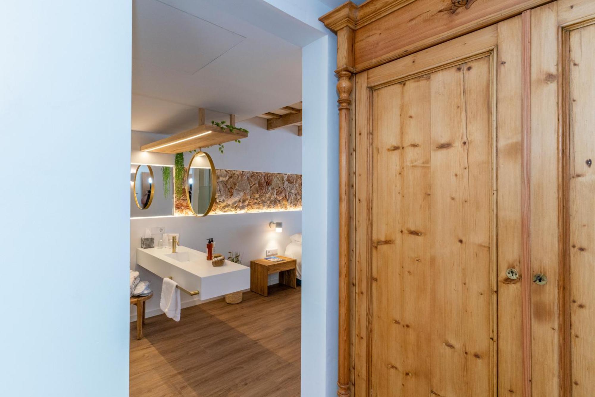 Hotel S'Antiga Adults Only Es Mercadal Exterior photo